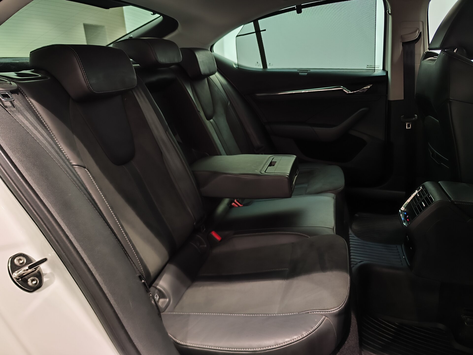 Автомобиль Skoda Octavia 1.4 AT (150 л.с.) - 10