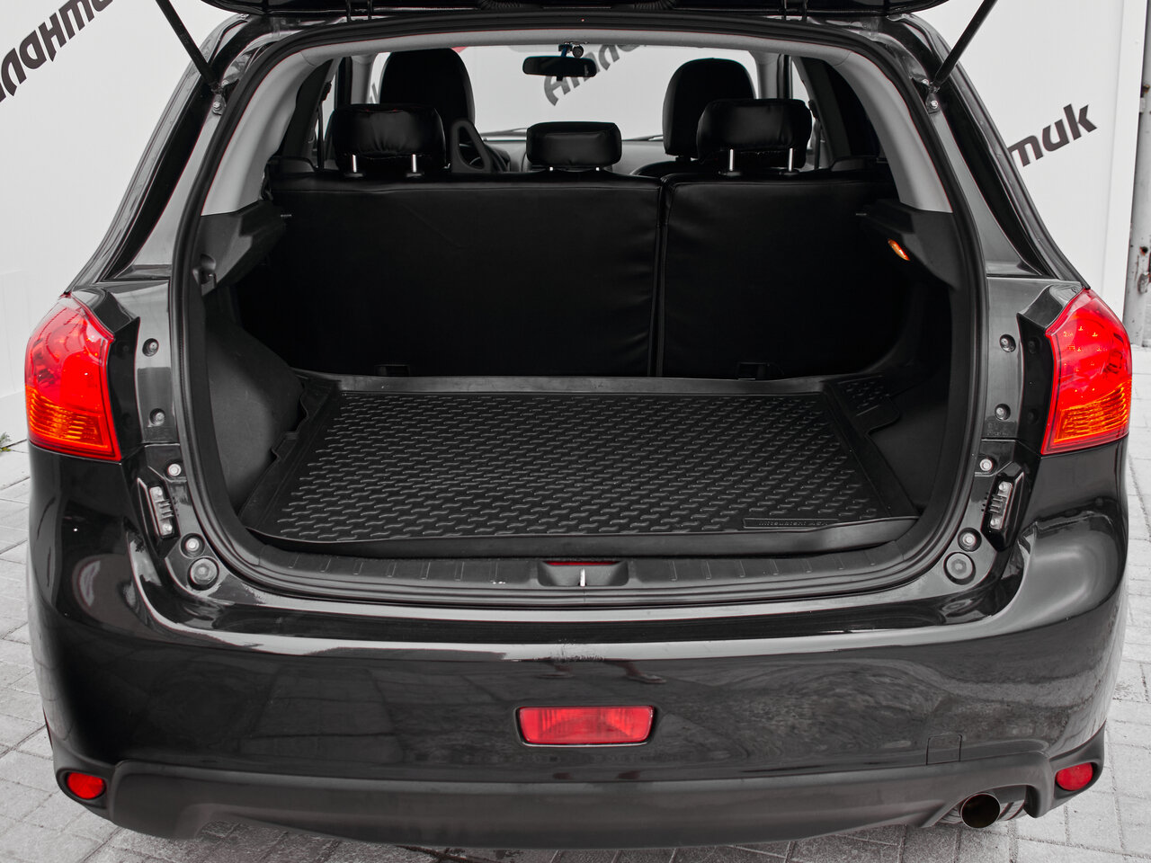 Купить Mitsubishi ASX 1.6 MT (117 л.с.), 2014 в Екатеренбурге
