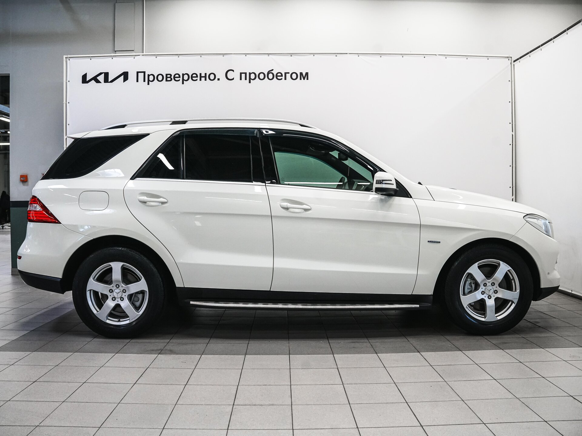 Mercedes-Benz M-Класс 2012 6