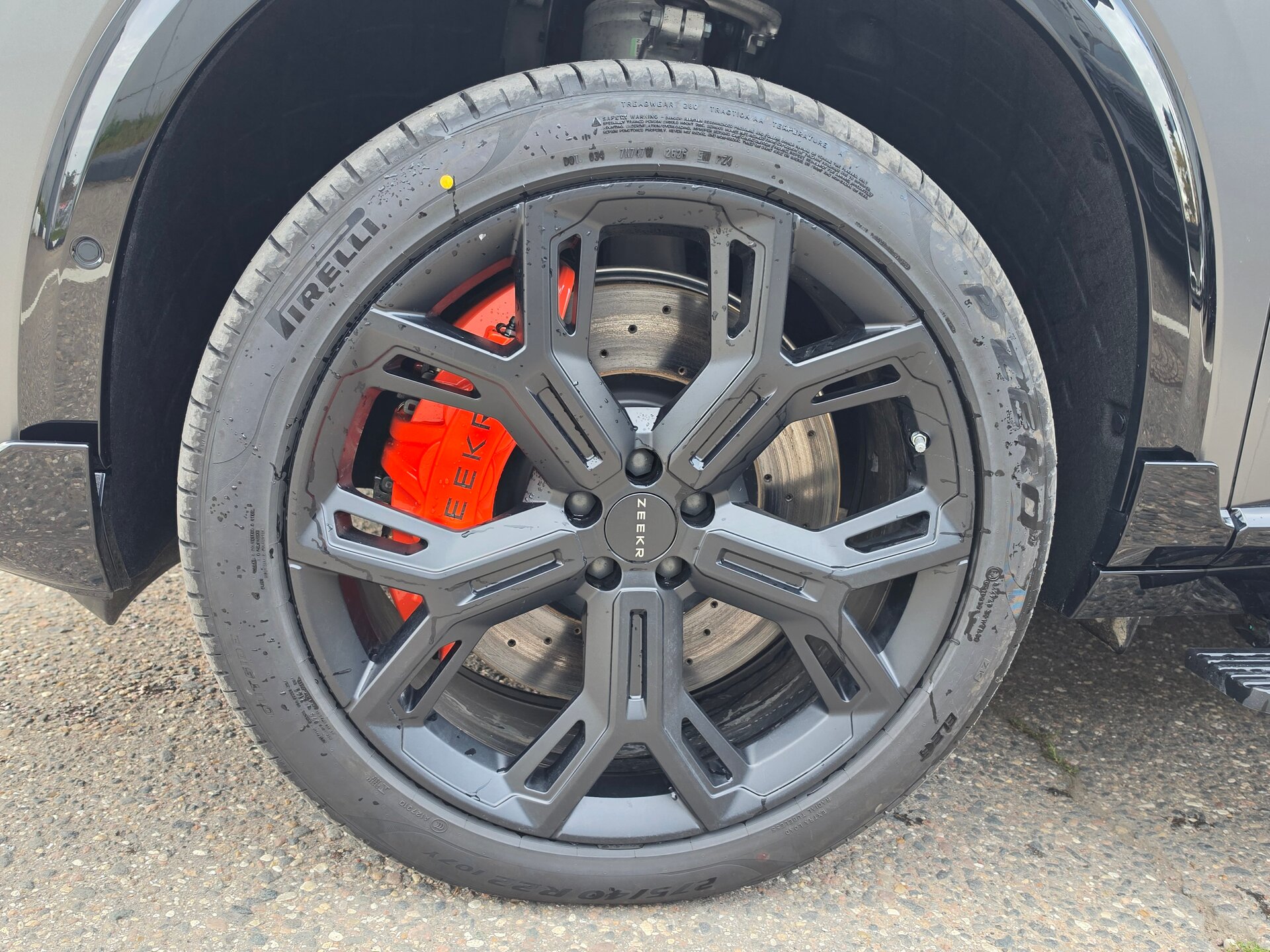 Автомобиль Zeekr 8X Dawn 2.0hyb AT (1401 л.с.) 4WD - 5