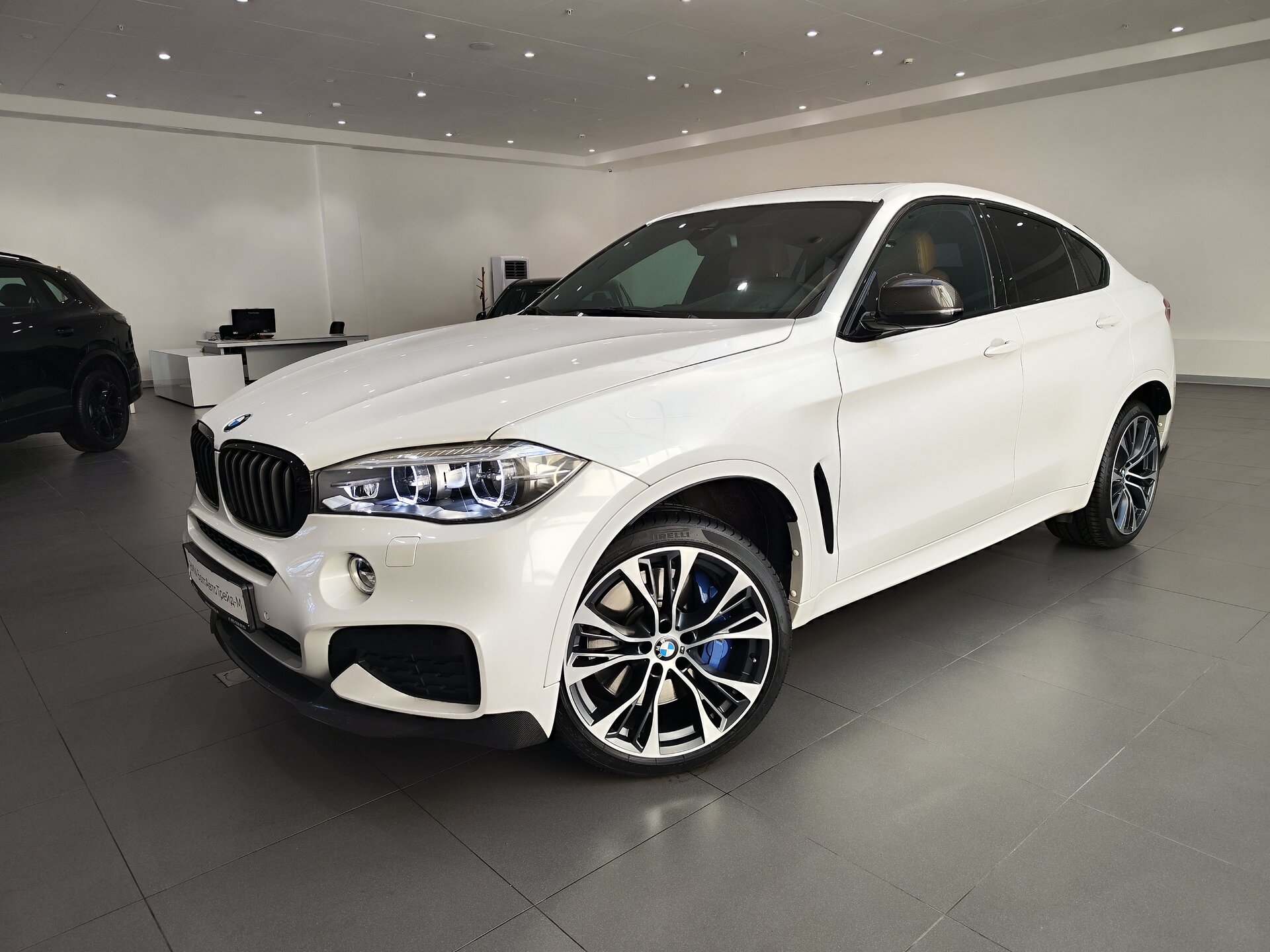 Автомобиль BMW X6 40d 3.0d AT (313 л.с.) 4WD - 1