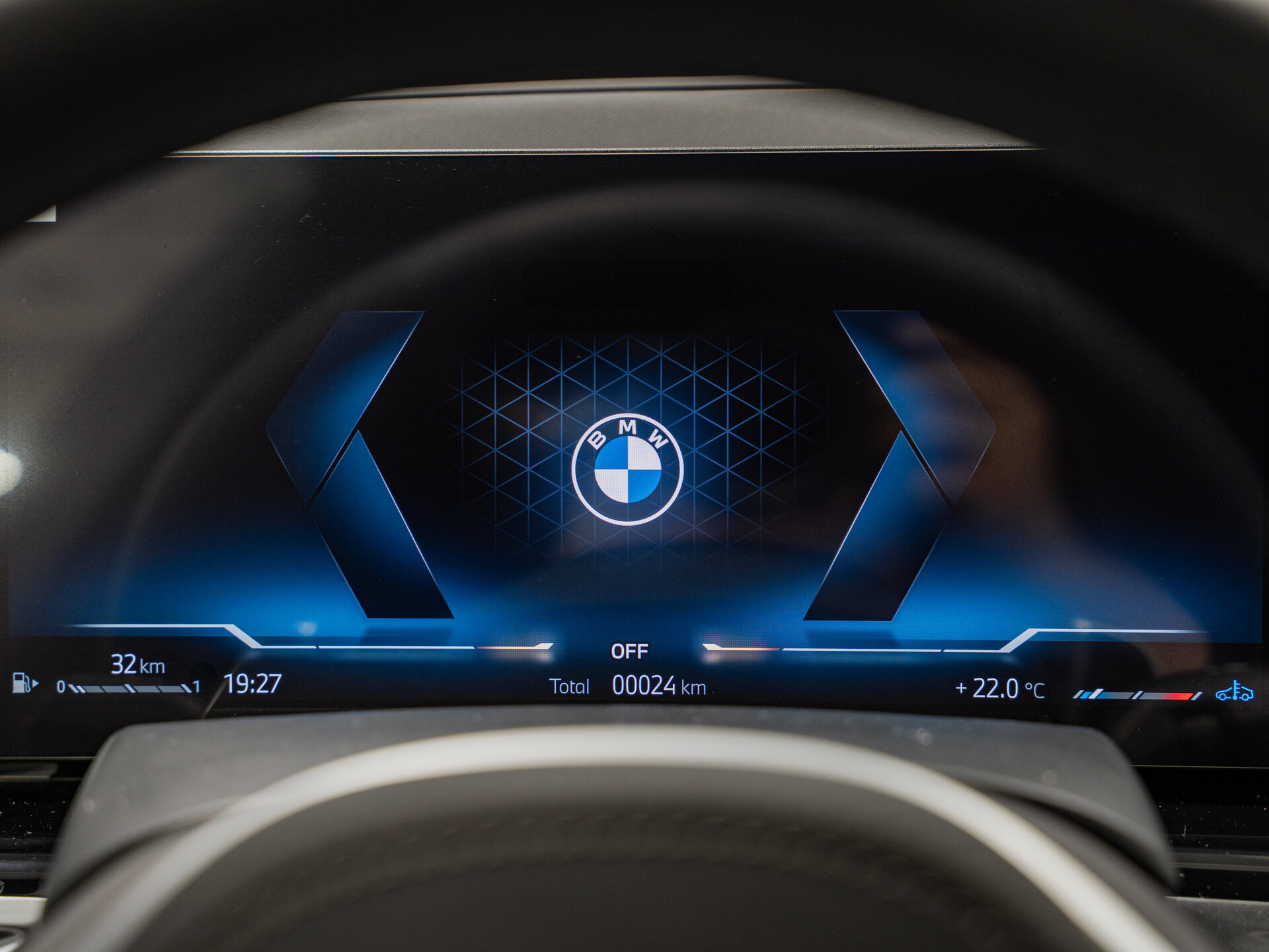 Автомобиль BMW X6 40i 3.0 AT (381 л.с.) 4WD - 17