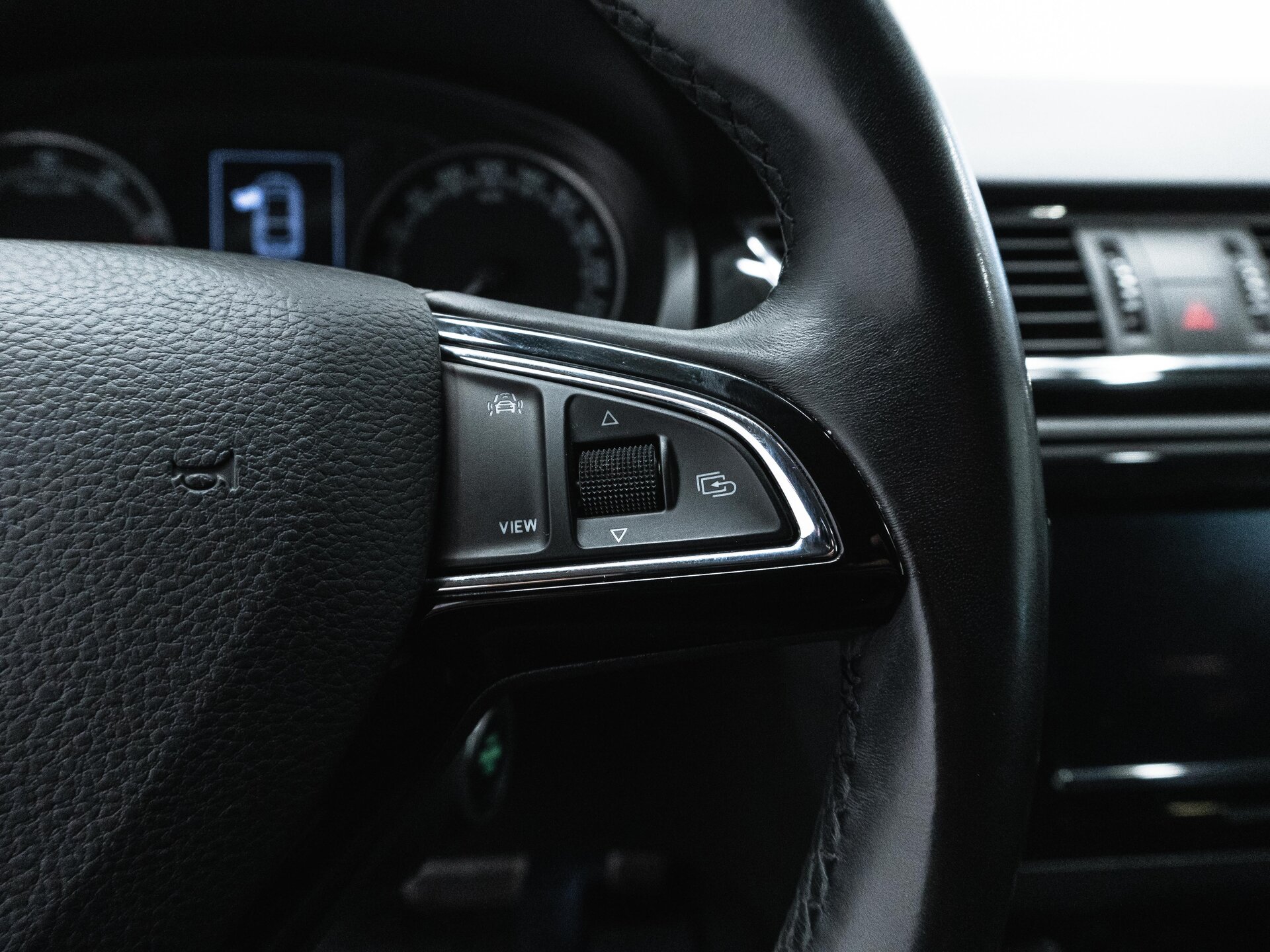 Skoda Rapid 2019 20