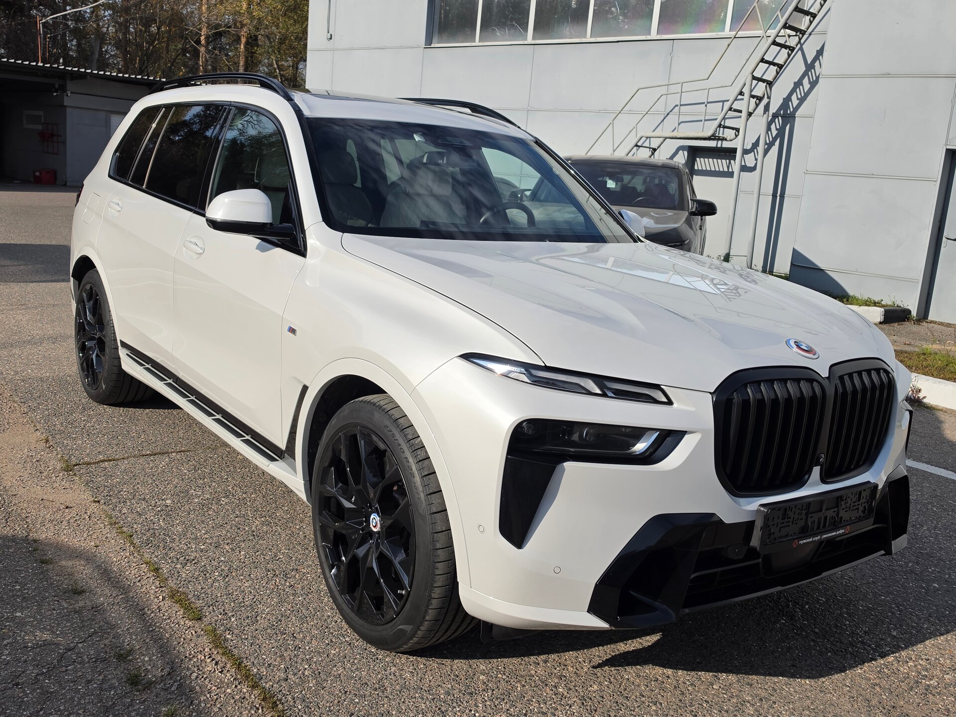 Автомобиль BMW X7 40d 3.0d AT (340 л.с.) 4WD - 2