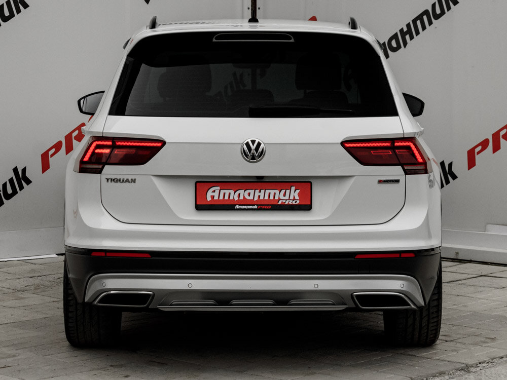 Купить Volkswagen Tiguan 2.0d AMT (150 л.с.) 4WD, 2020 в Екатеренбурге
