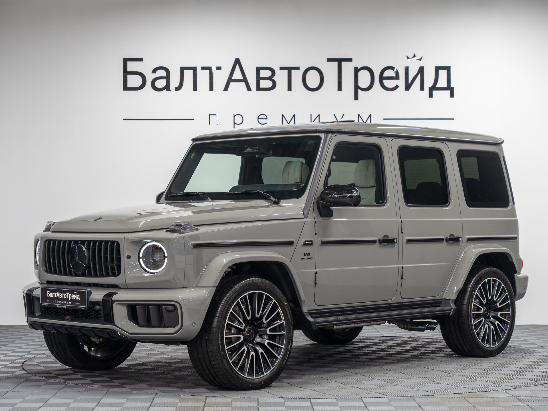 Автомобиль Mercedes-Benz G-Класс AMG 63 AMG 4.0 AT (585 л.с.) 4WD - 1