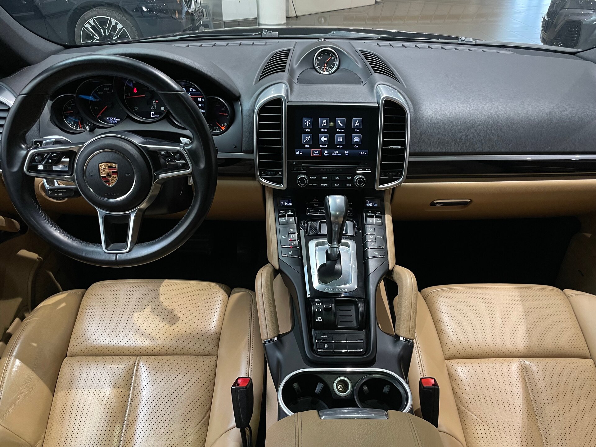 Автомобиль Porsche Cayenne Diesel 3.0d AT (245 л.с.) 4WD - 13