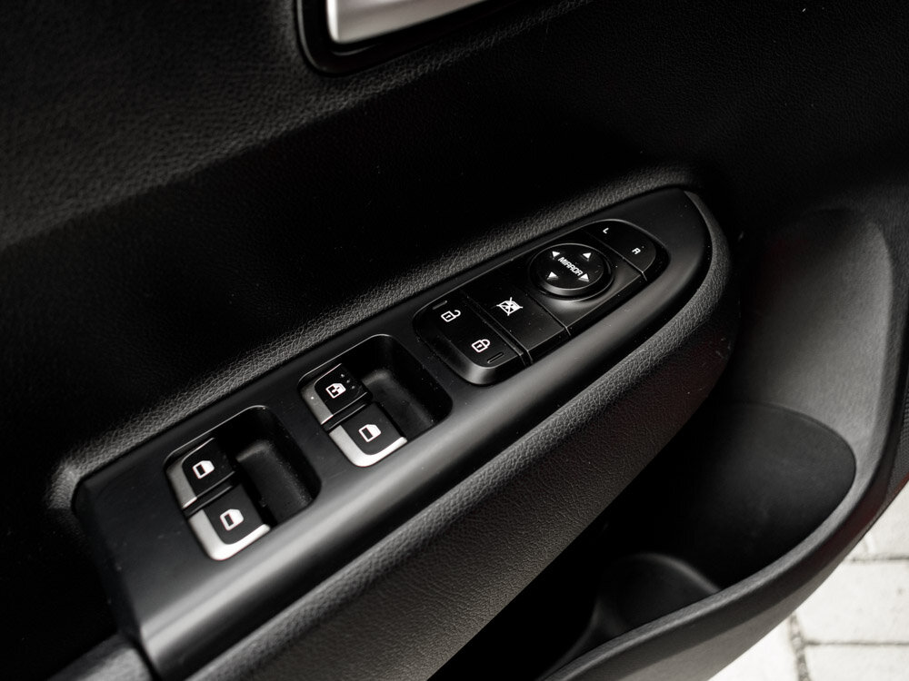 Купить Kia Rio 1.6 AT (123 л.с.), 2019 в Екатеренбурге