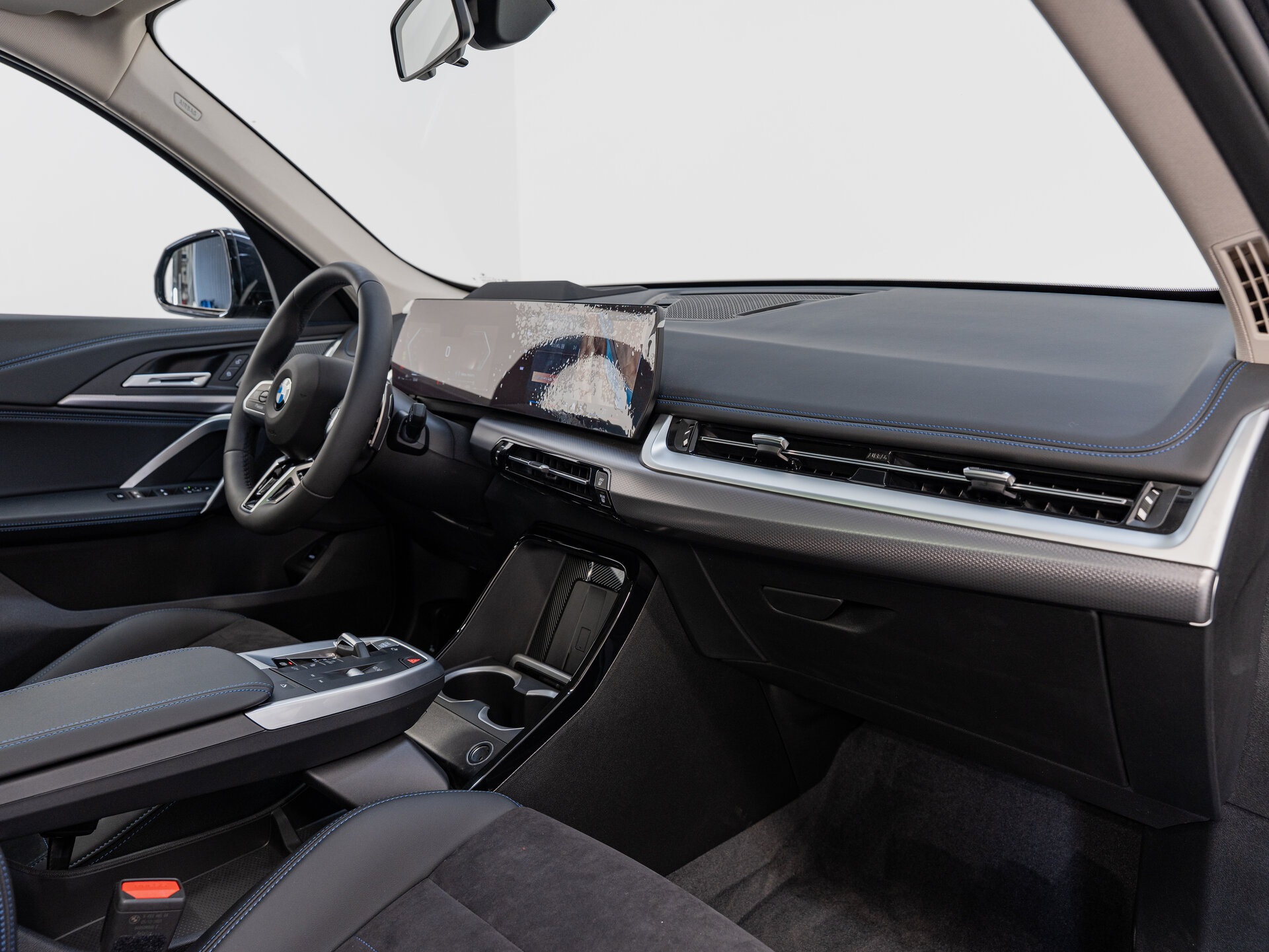 Автомобиль BMW X1 25Li xDrive 2.0 AMT (204 л.с.) 4WD - 14