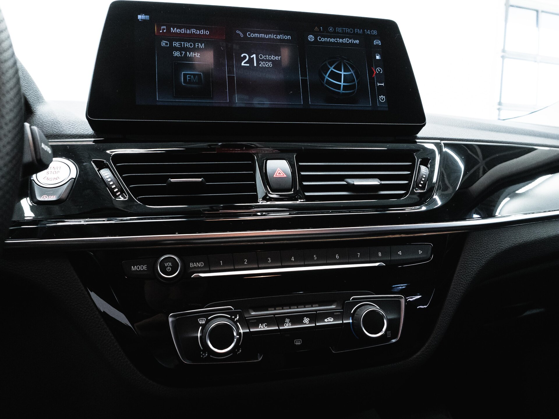 BMW 1 серии 2022 21