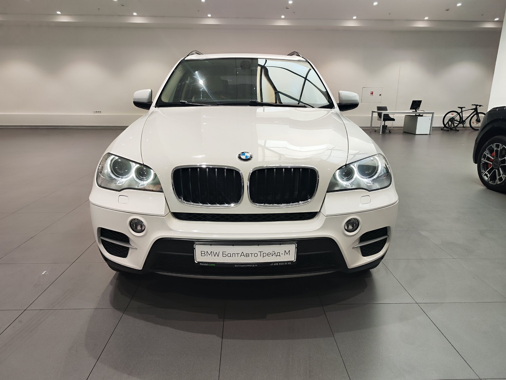 Автомобиль BMW X5 30d 3.0d AT (245 л.с.) 4WD - 2