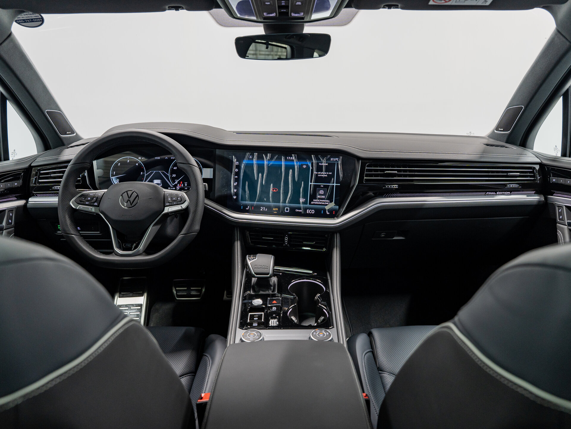 Автомобиль Volkswagen Touareg 3.0d AT (286 л.с.) 4WD - 15