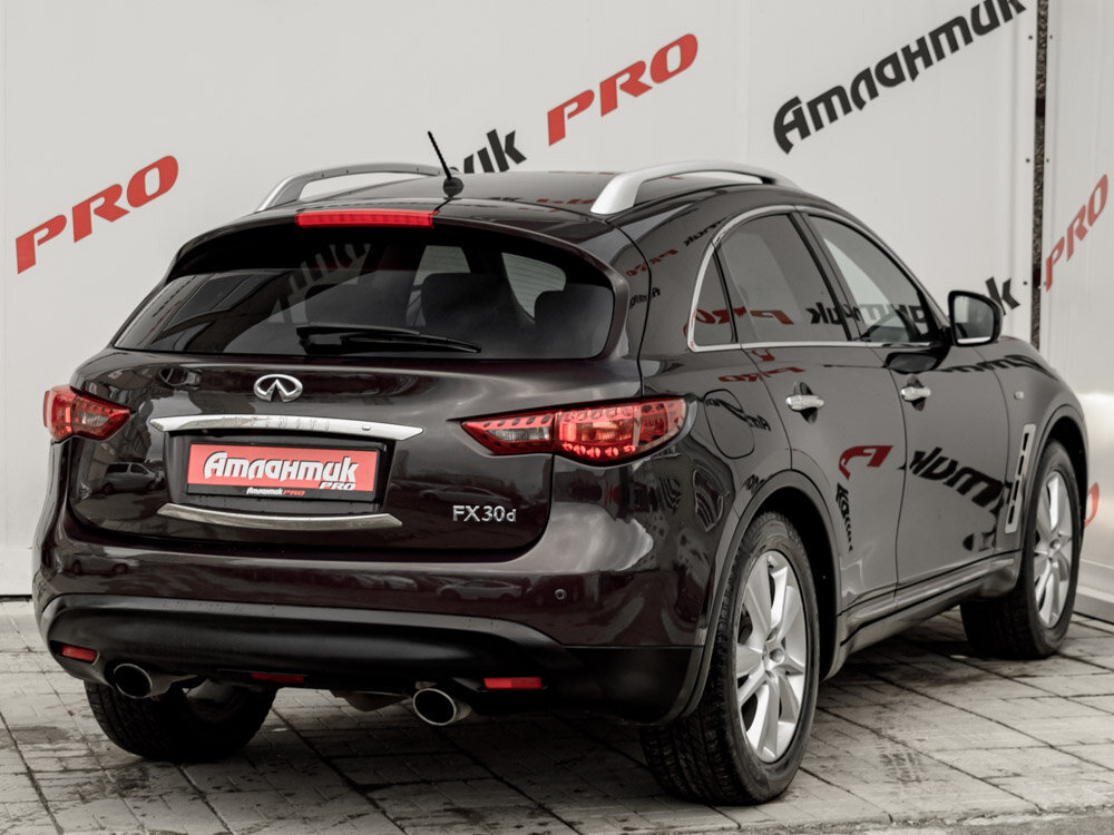 Купить Infiniti FX FX30d 3.0d AT (238 л.с.) 4WD, 2012 в Екатеренбурге
