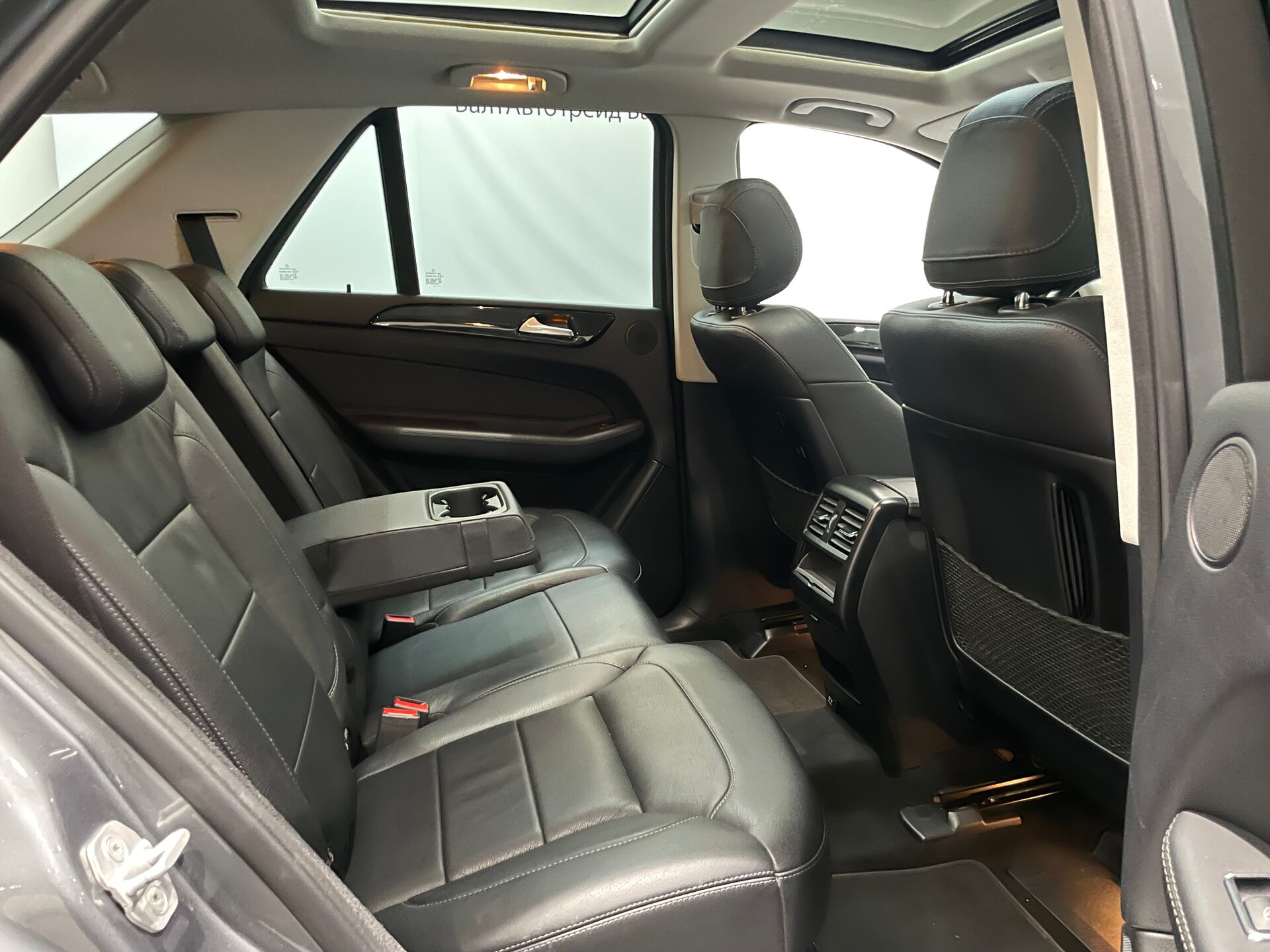Автомобиль Mercedes-Benz GLE 400 9G-Tronic 3.0 AT (333 л.с.) 4WD - 10