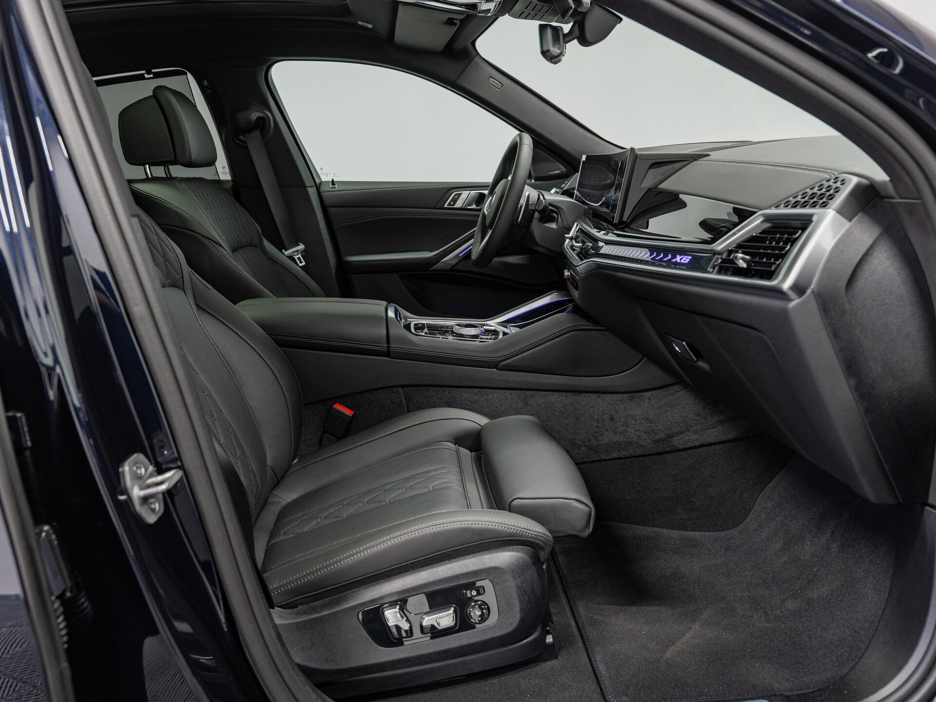 Автомобиль BMW X6 40i 3.0 AT (381 л.с.) 4WD - 13