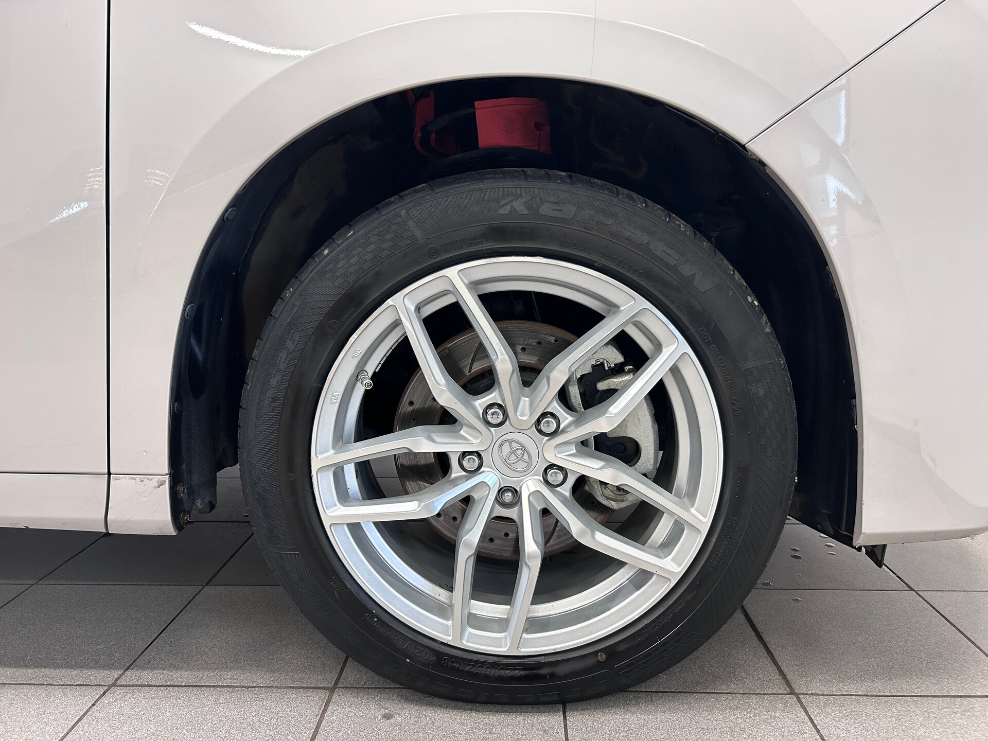 Toyota Alphard 2019 32