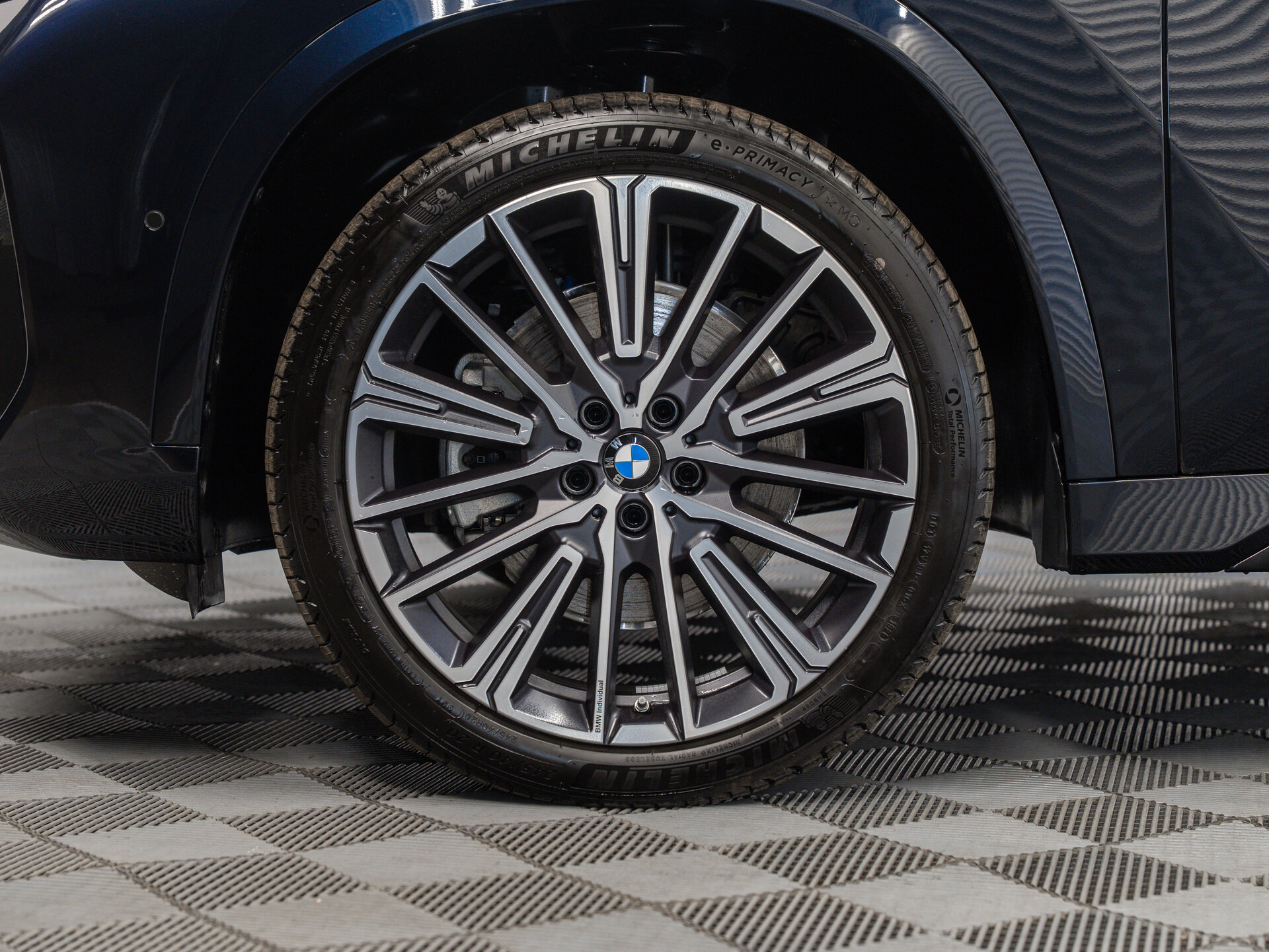 Автомобиль BMW X1 25Li xDrive 2.0 AMT (204 л.с.) 4WD - 11