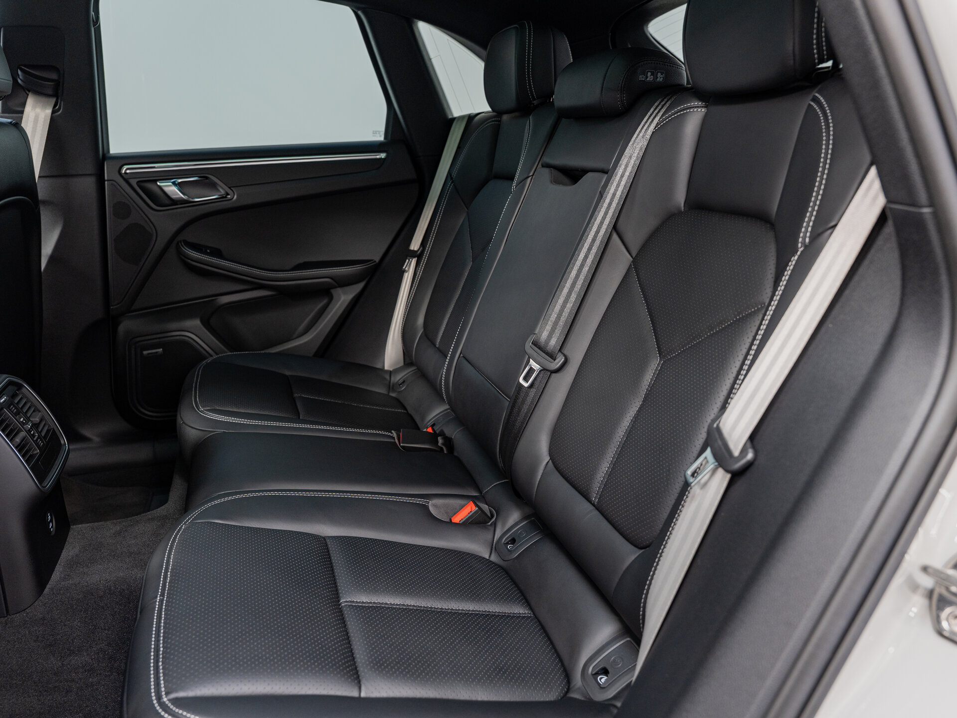 Автомобиль Porsche Macan 2.0 AMT (265 л.с.) 4WD - 20