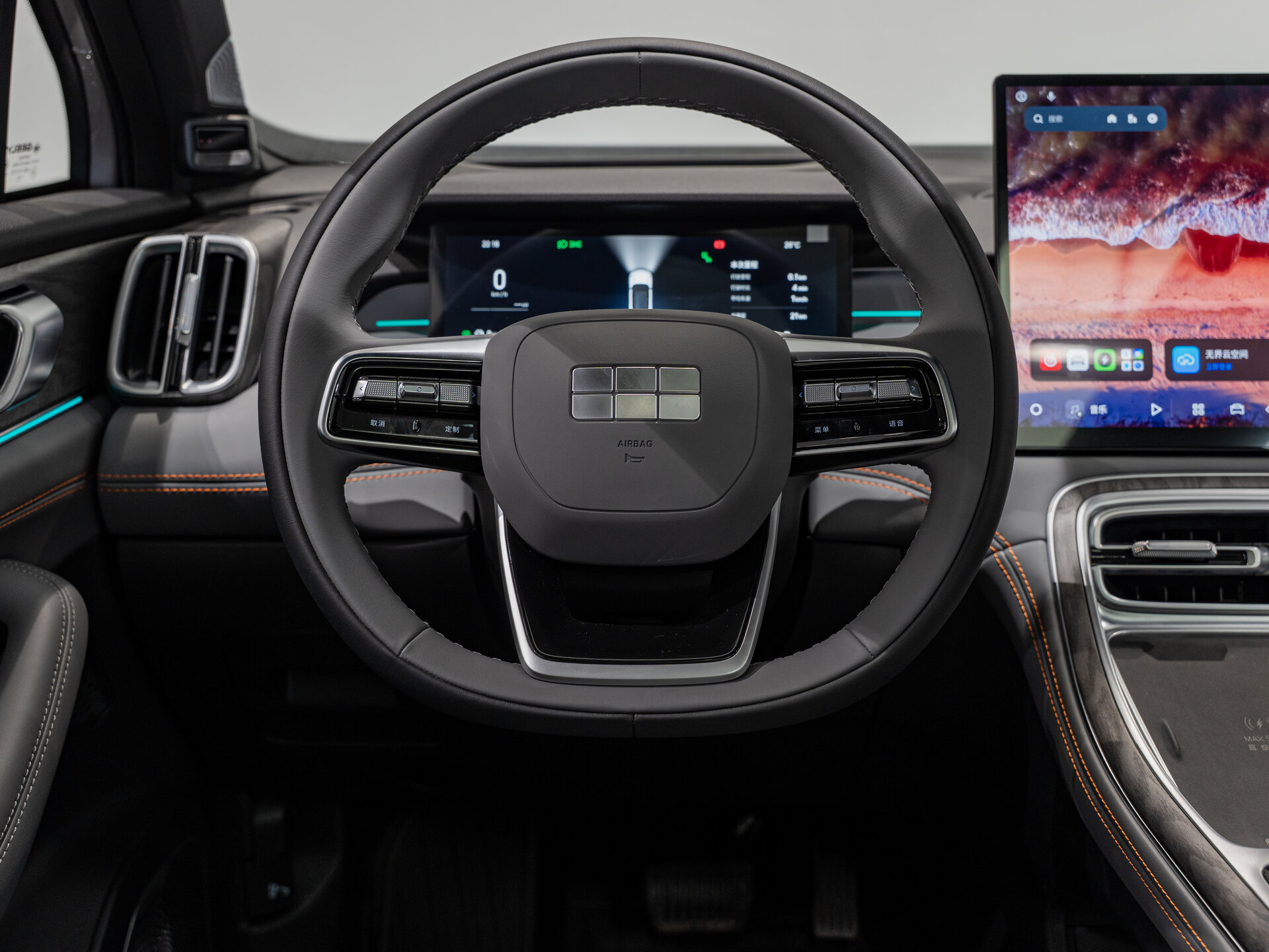 Автомобиль Geely Galaxy M7 1.5hyb AT (238 л.с.) - 13