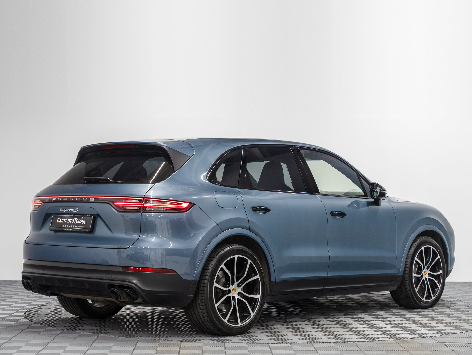 Автомобиль Porsche Cayenne S 2.9 AT (440 л.с.) 4WD - 7