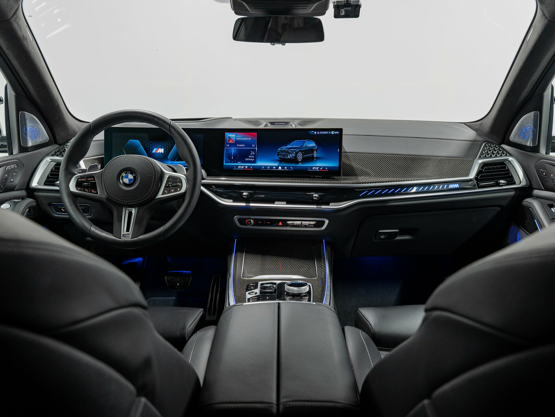 Автомобиль BMW X7 M60i 4.4 AT (530 л.с.) 4WD - 14
