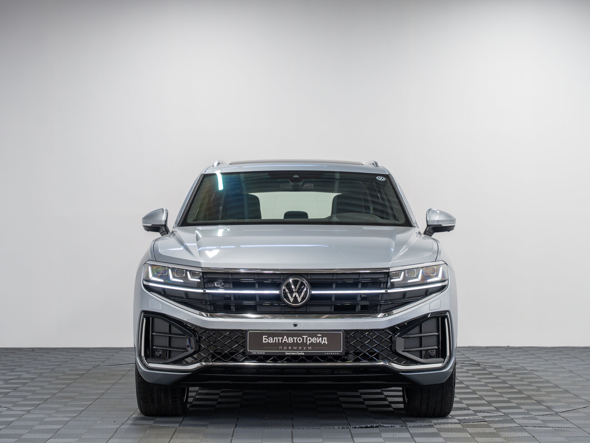 Автомобиль Volkswagen Touareg 3.0d AT (286 л.с.) 4WD - 4