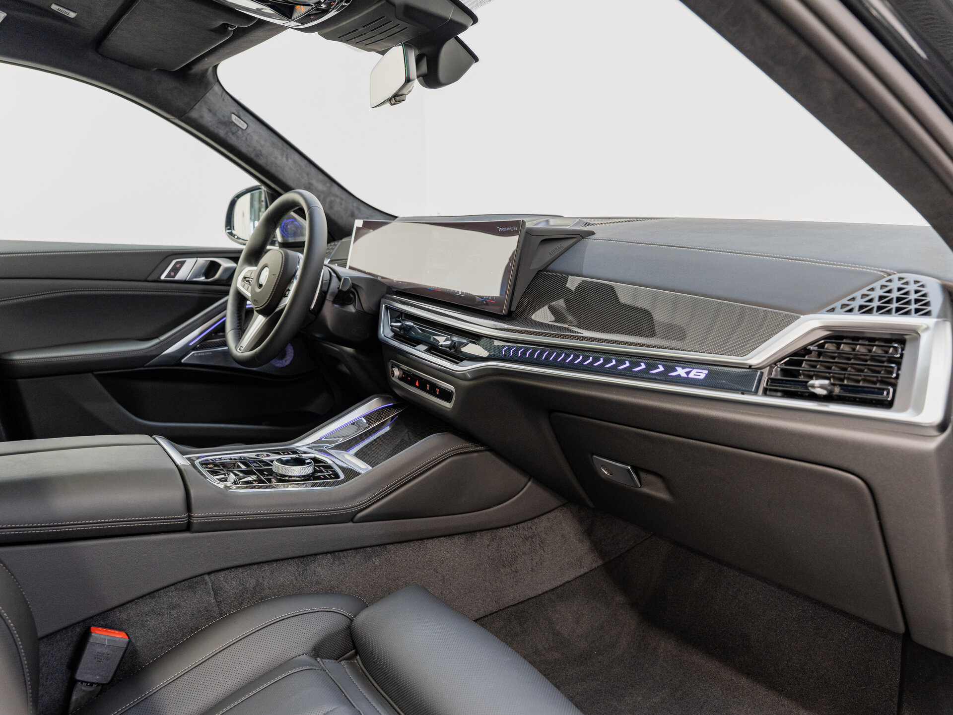 Автомобиль BMW X6 40i 3.0 AT (381 л.с.) 4WD - 16