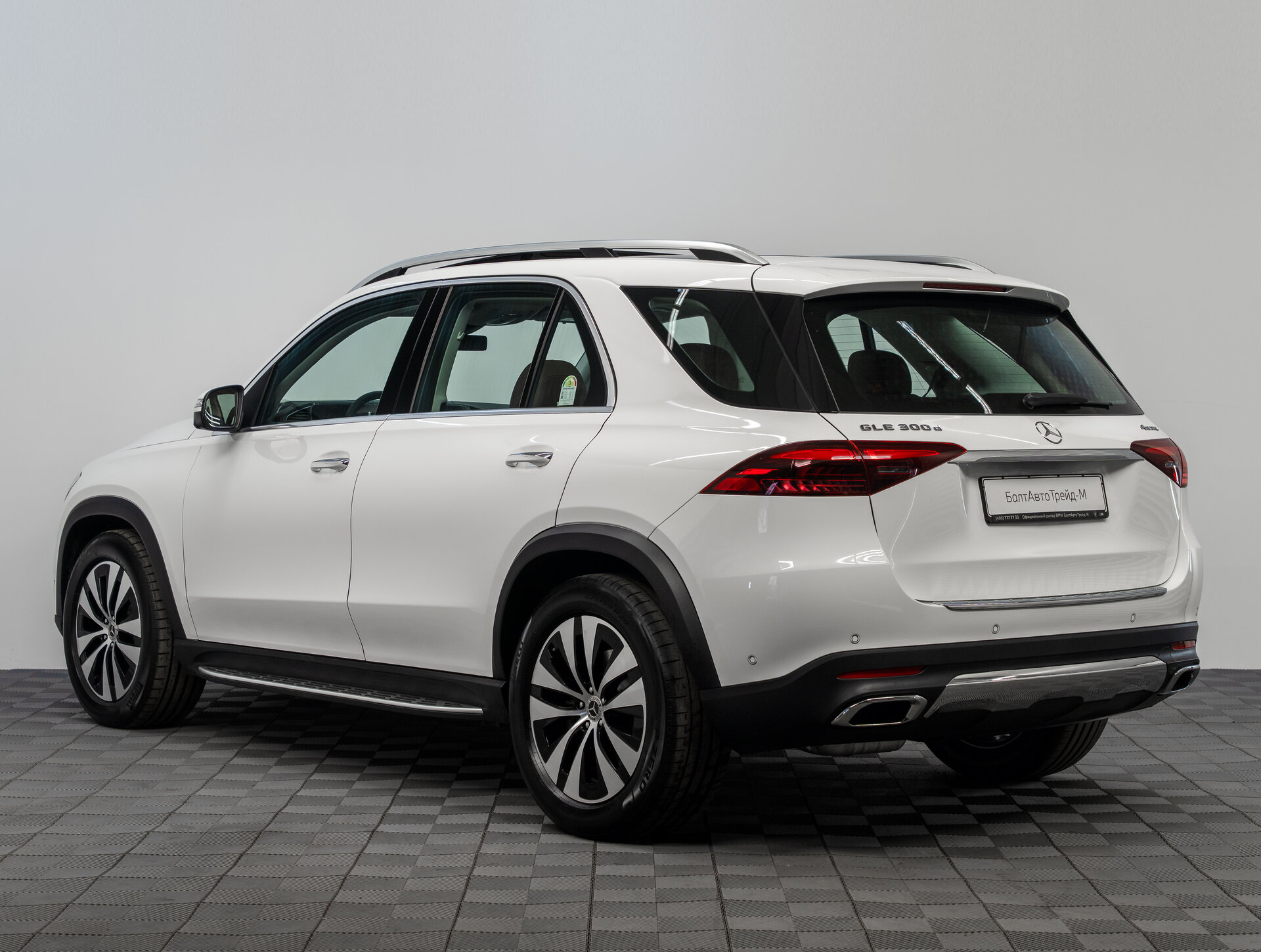 Автомобиль Mercedes-Benz GLE 300 d 2.0d AT (269 л.с.) 4WD - 4