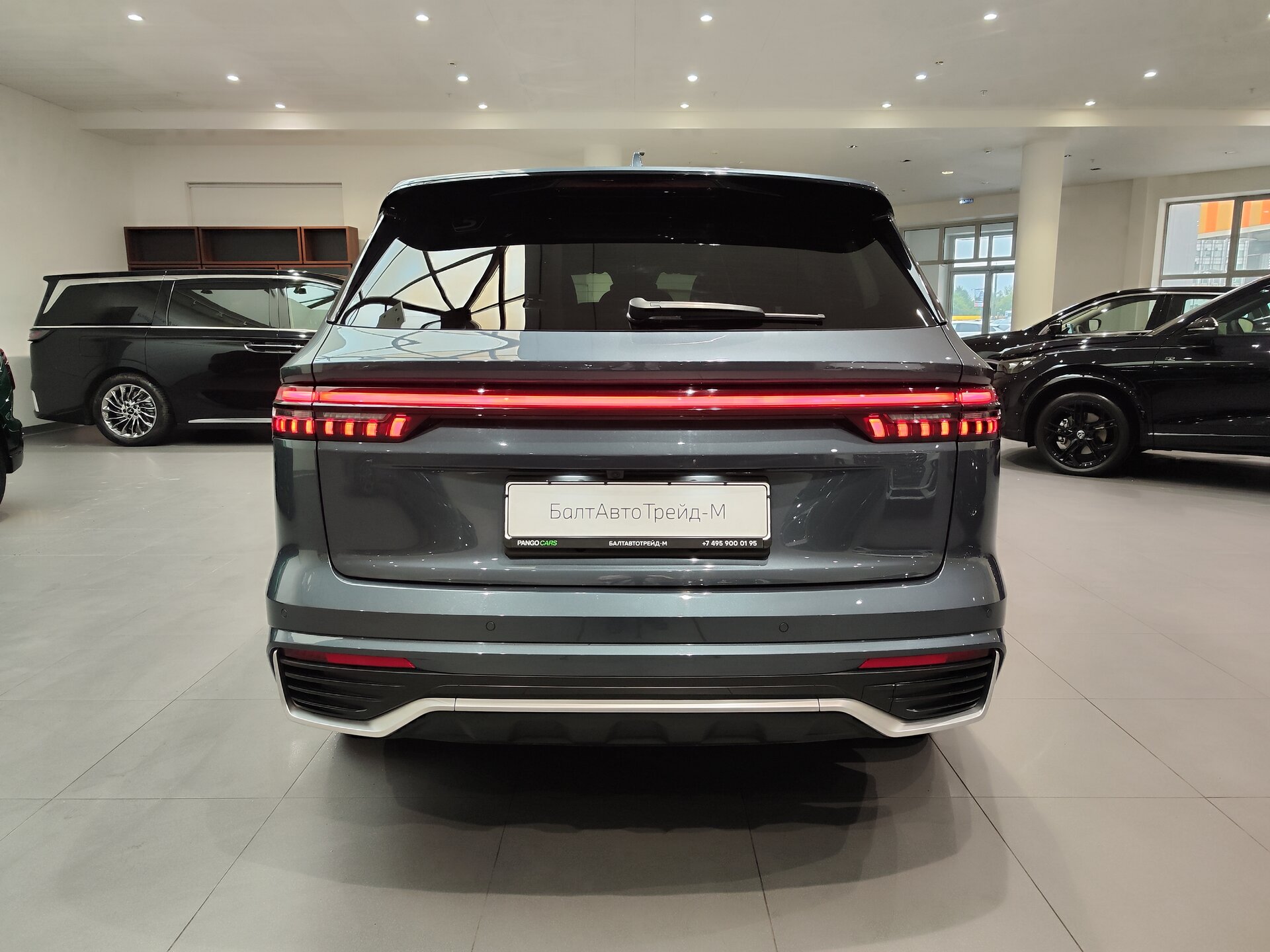Автомобиль Geely Monjaro 2.0 AT (238 л.с.) 4WD - 5