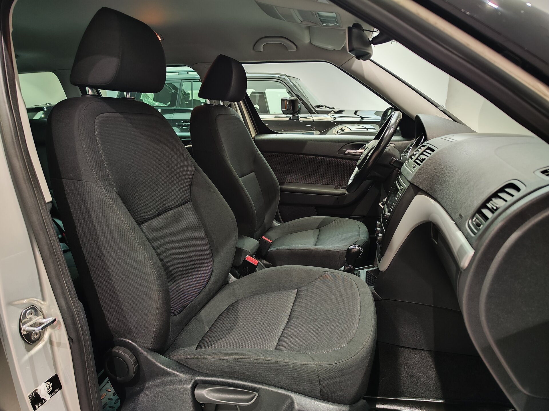 Автомобиль Skoda Yeti 1.4 AMT (122 л.с.) - 12