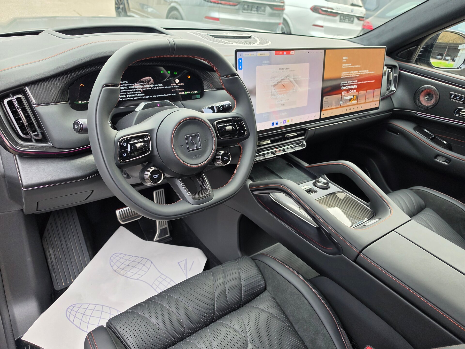 Автомобиль Zeekr 8X Dawn 2.0hyb AT (1401 л.с.) 4WD - 10