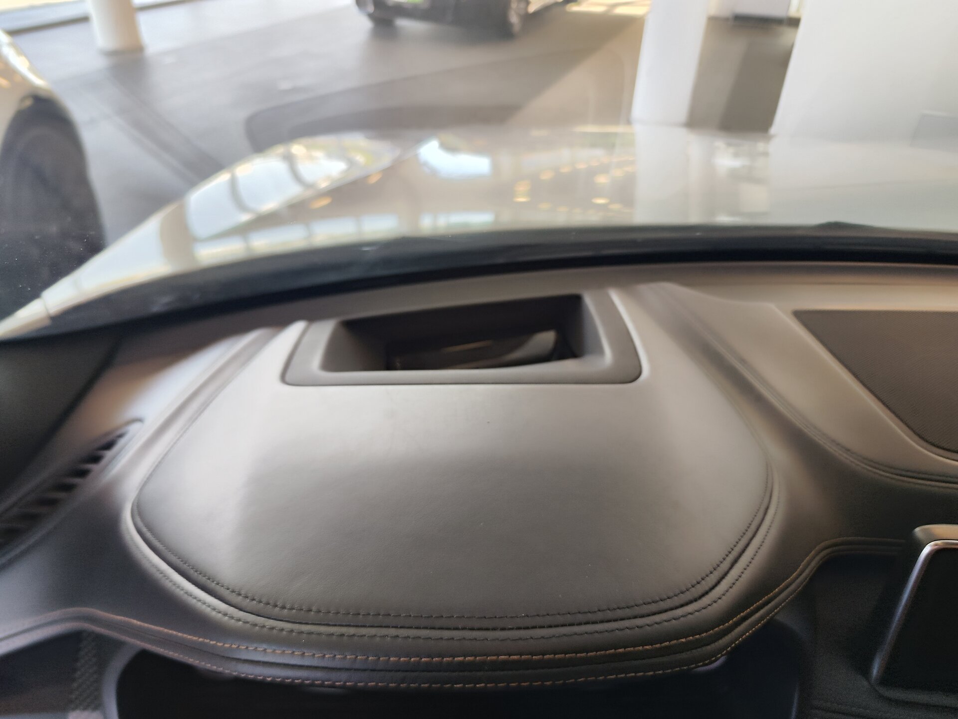 Автомобиль BMW X6 40d 3.0d AT (313 л.с.) 4WD - 18