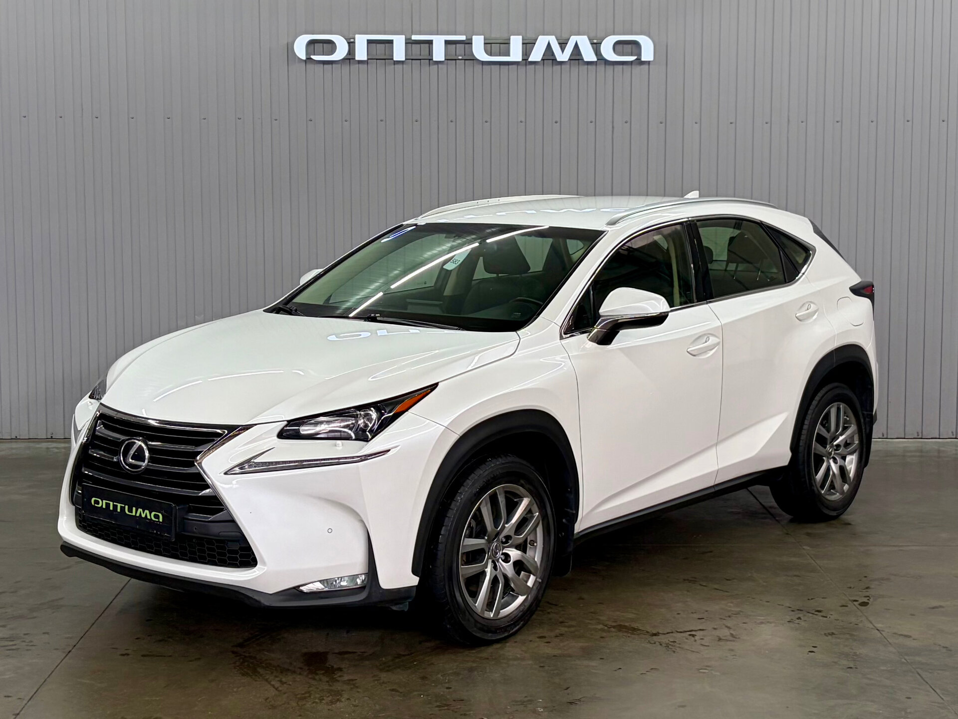 Lexus NX 