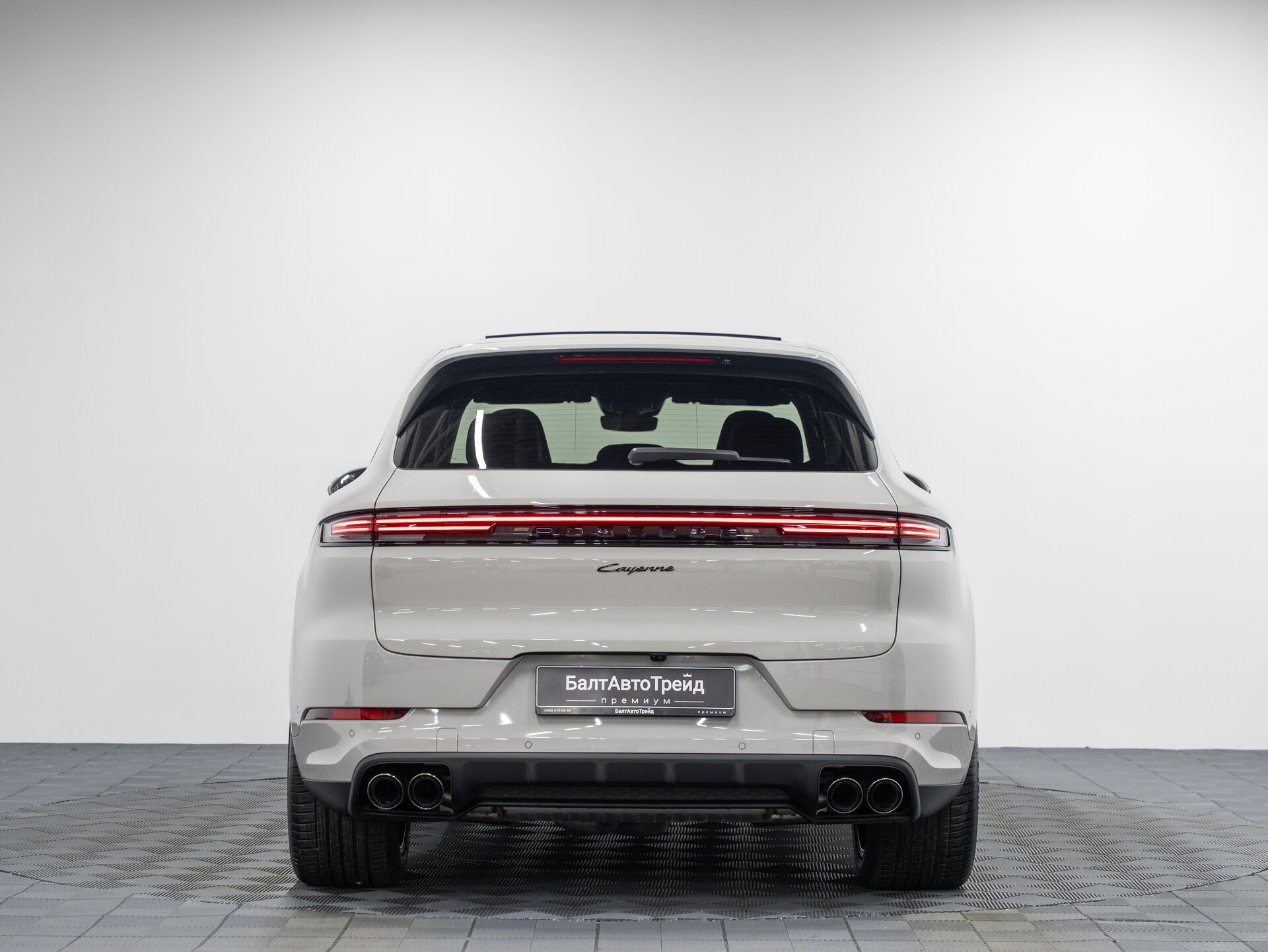 Автомобиль Porsche Cayenne 3.0 AT (353 л.с.) 4WD - 8