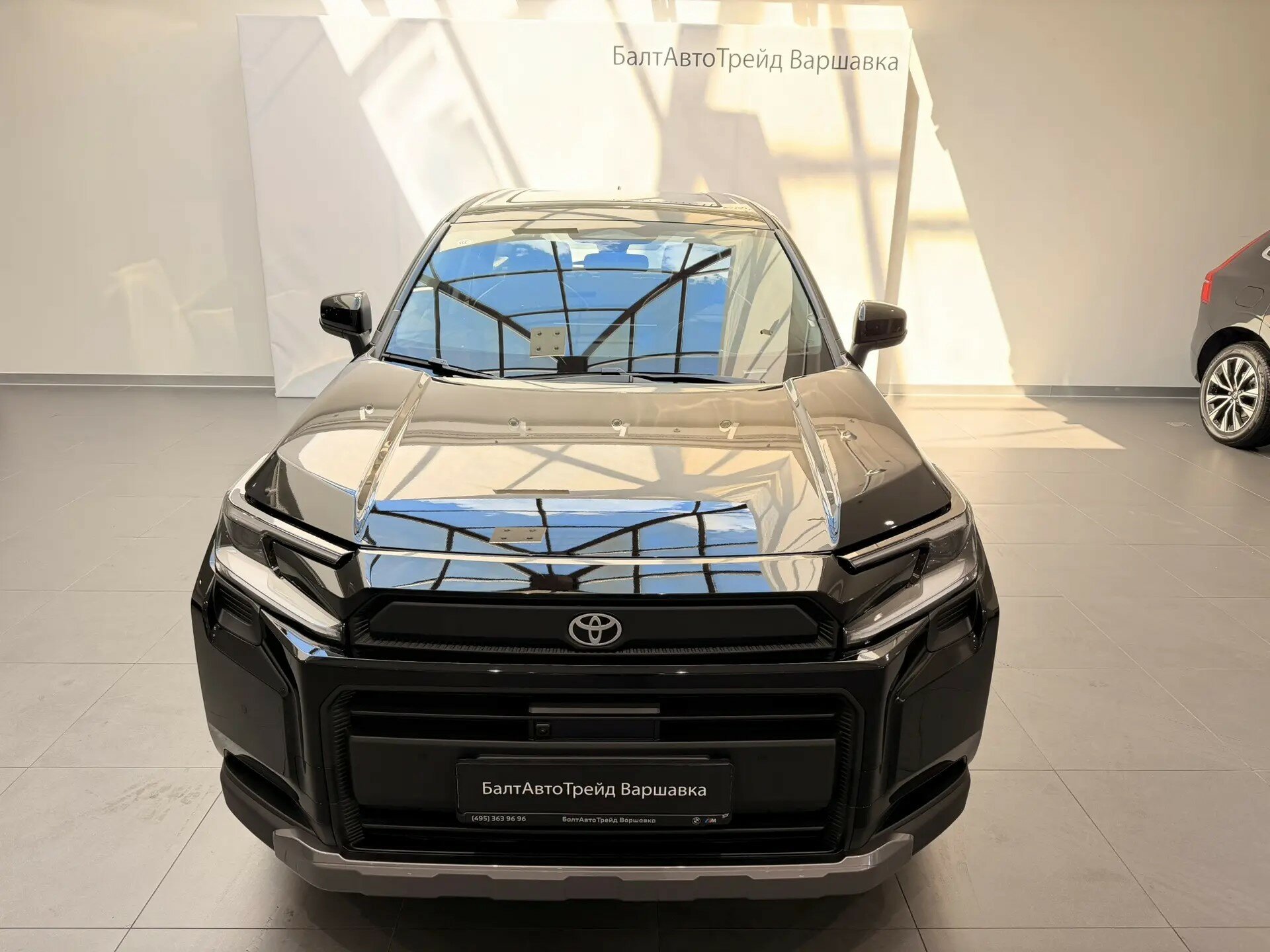 Автомобиль Toyota RAV4 2.0 CVT (171 л.с.) 4WD - 3