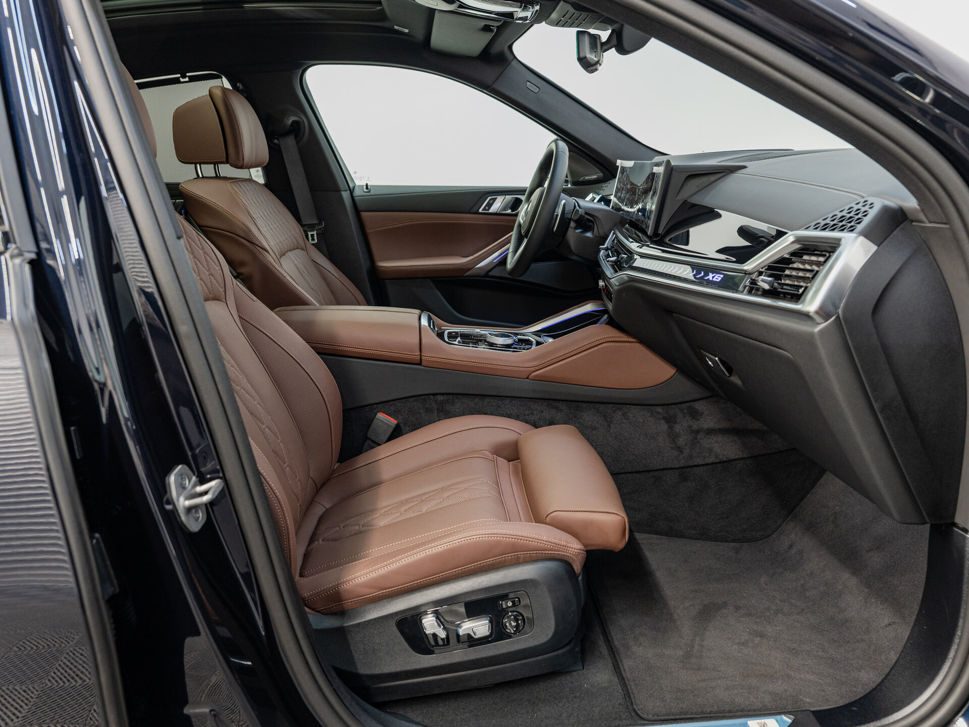 Автомобиль BMW X6 40i 3.0 AT (381 л.с.) 4WD - 10