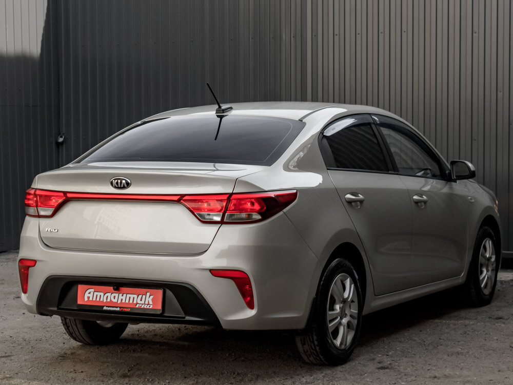 Купить Kia Rio 1.6 AT (123 л.с.), 2018 в Екатеренбурге