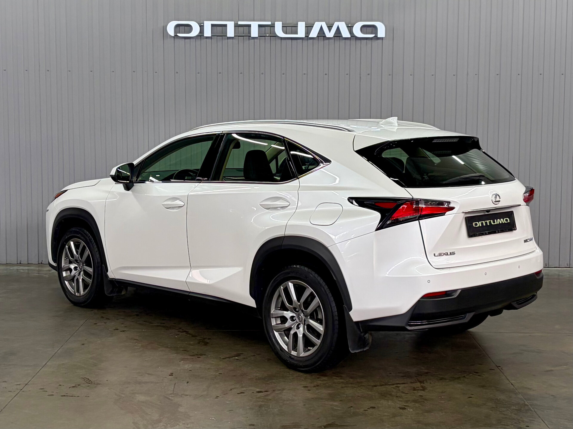 Lexus NX 