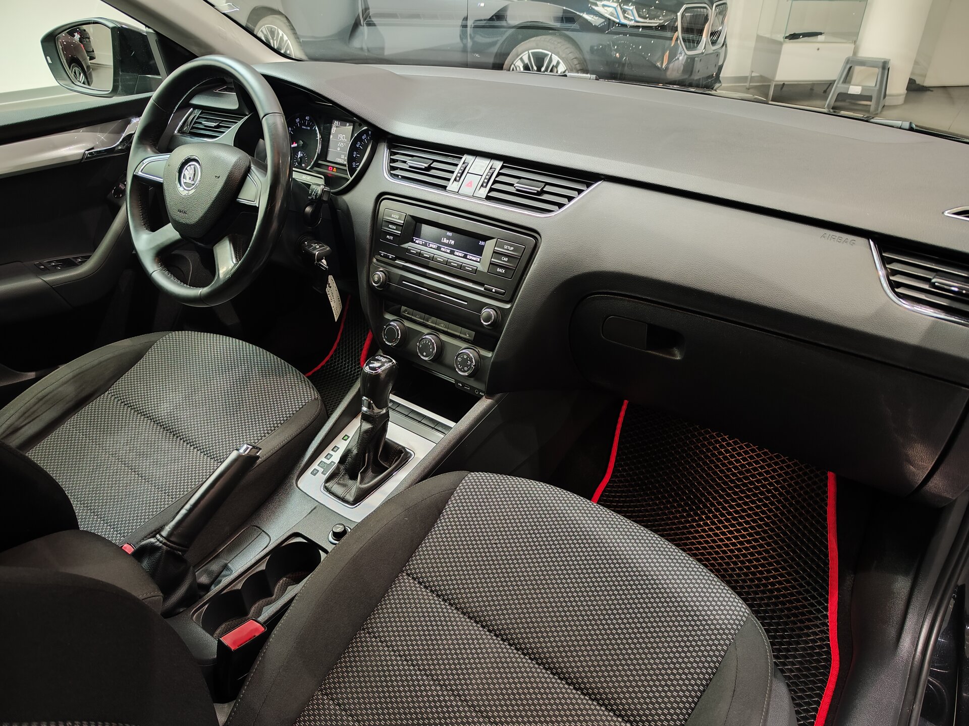 Автомобиль Skoda Octavia 1.4 AMT (140 л.с.) - 11