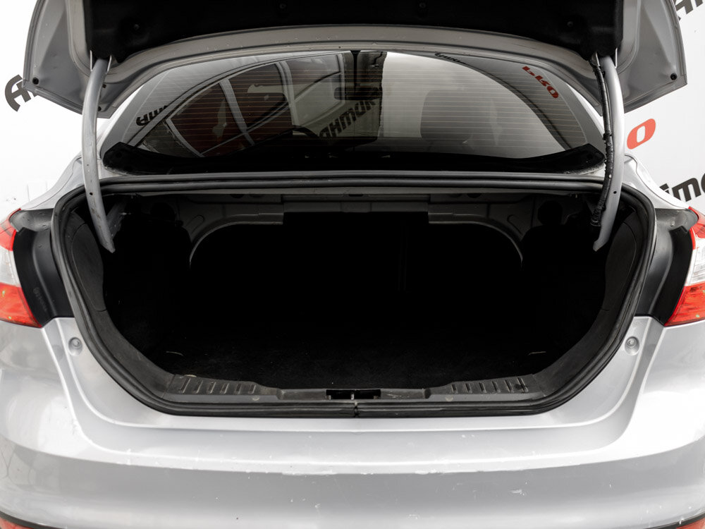 Купить Ford Focus 1.6 AMT (125 л.с.), 2011 в Екатеренбурге