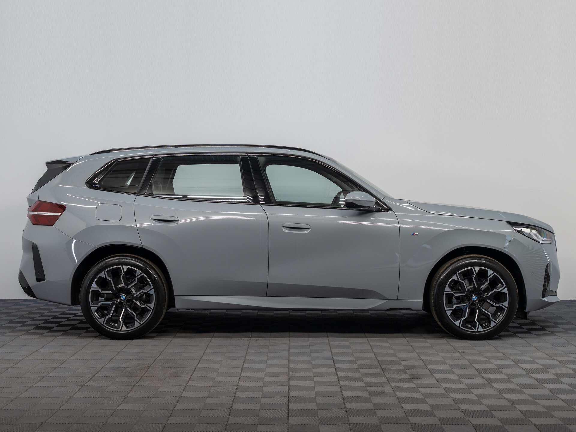 Автомобиль BMW X3 30L xDrive 2.0 AT (258 л.с.) 4WD - 4