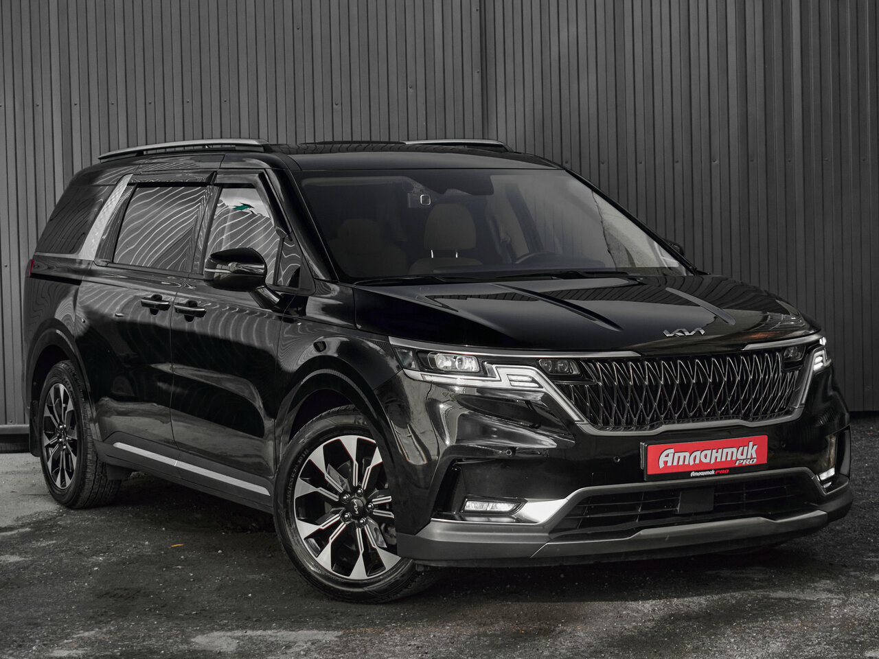 Купить Kia Carnival 2.2d AT (202 л.с.), 2021 в Екатеренбурге