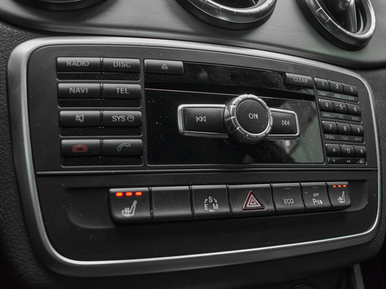 Купить Mercedes-Benz CLA 200 1.6 AMT (156 л.с.), 2014 в Екатеренбурге