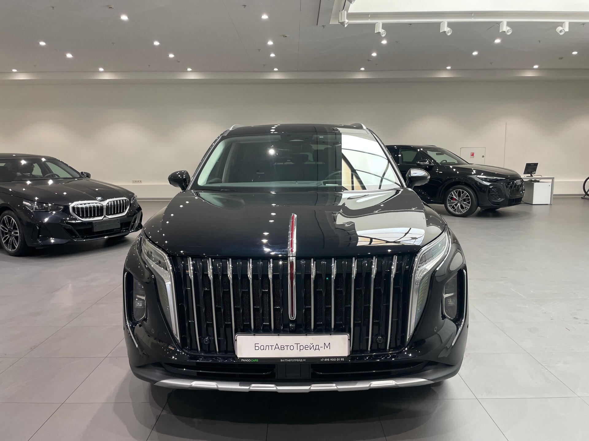 Автомобиль Hongqi HS7 2.0 AT (245 л.с.) 4WD - 2