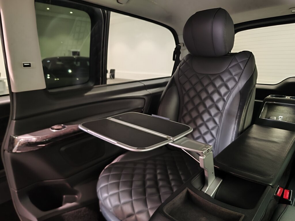Автомобиль Mercedes-Benz V-Класс 250 d экстра длинный 2.1d AT (190 л.с.) 4WD - 13