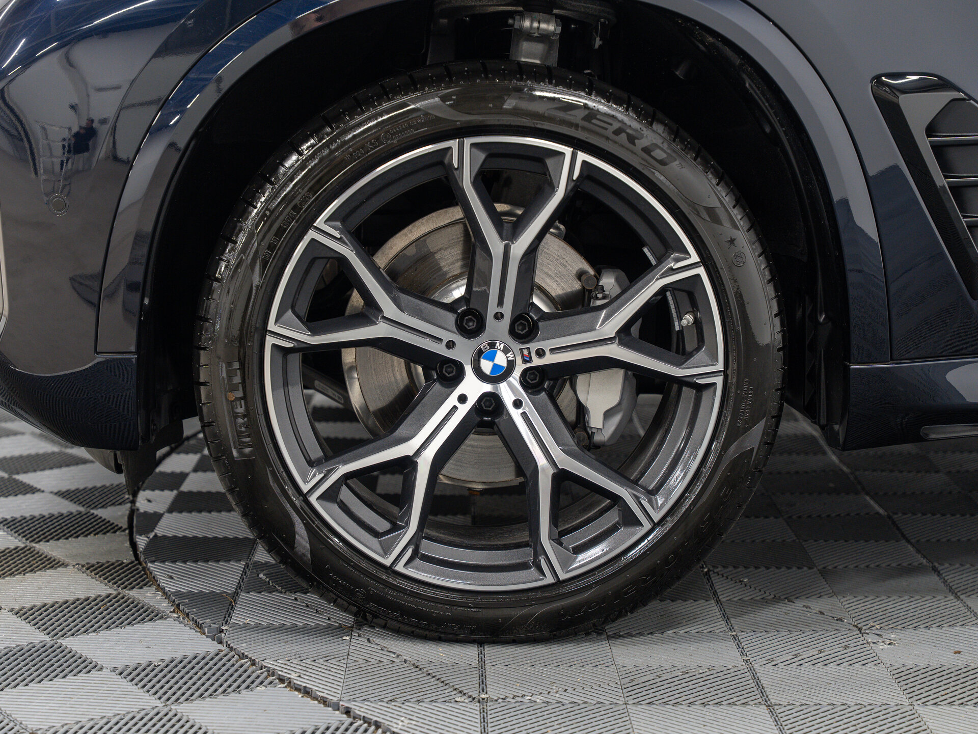 Автомобиль BMW X5 30Li 2.0 AT (258 л.с.) 4WD - 3