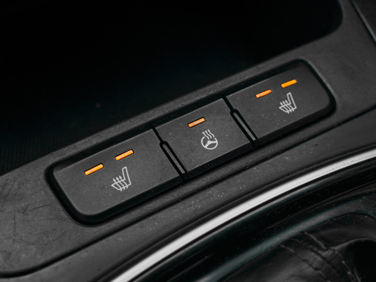 Купить Kia Rio 1.6 AT (123 л.с.), 2017 в Екатеренбурге