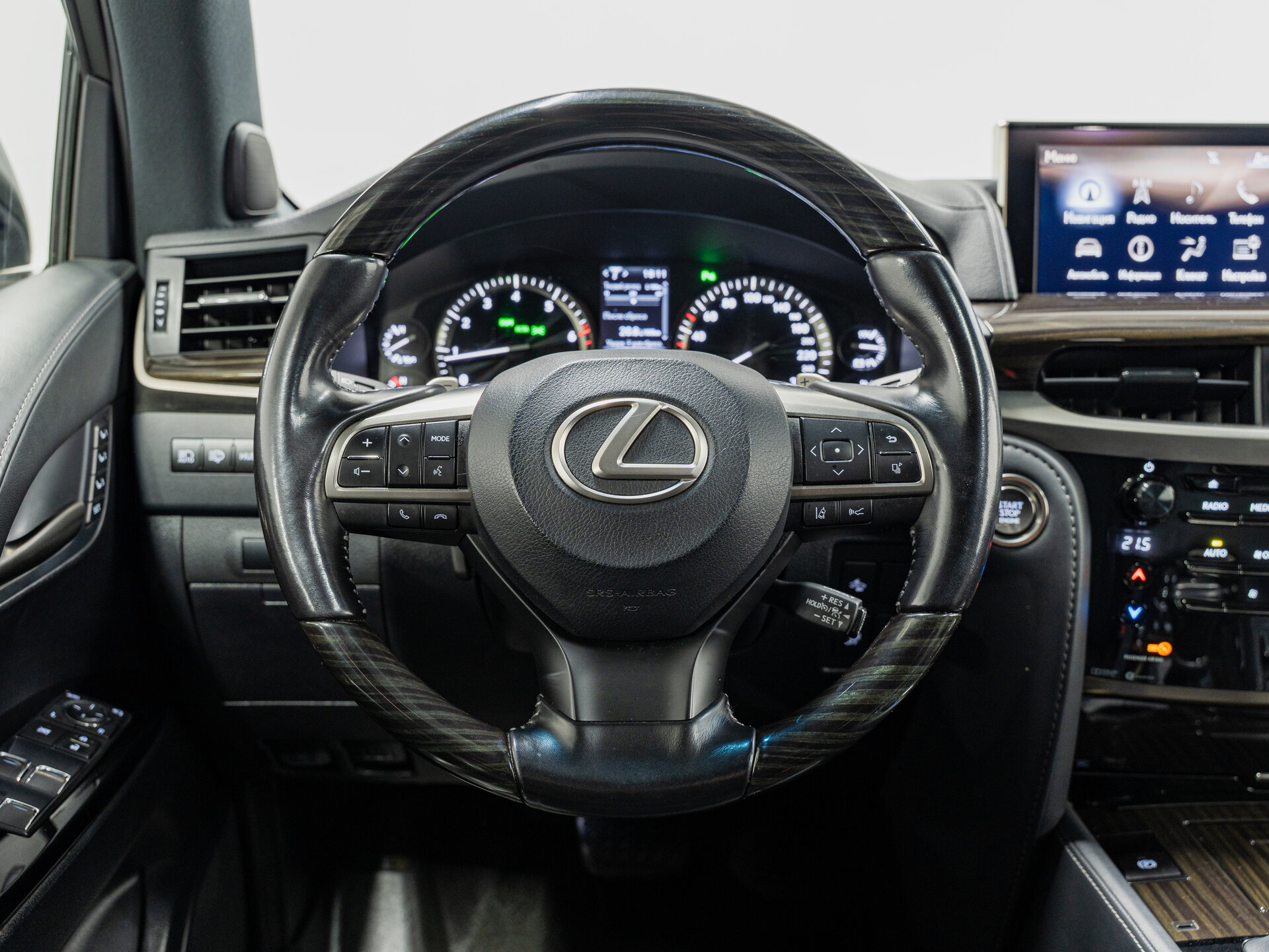Автомобиль Lexus LX 570 5.7 AT (367 л.с.) 4WD - 14