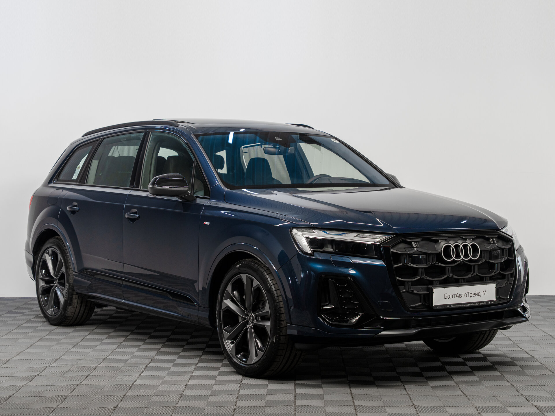 Автомобиль Audi Q7 50 TDI 3.0d AT (286 л.с.) 4WD - 3