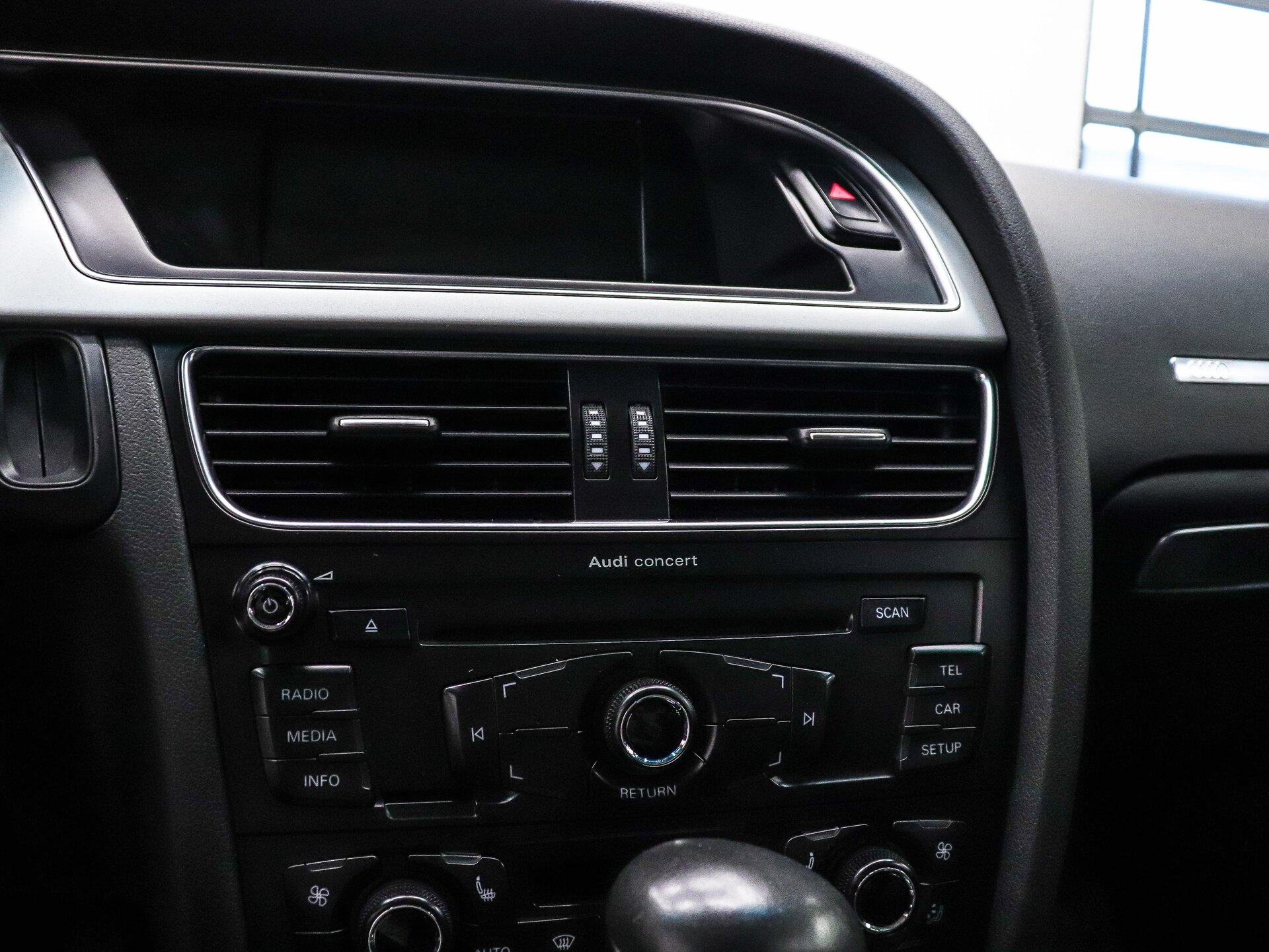 Audi A5 2011 18